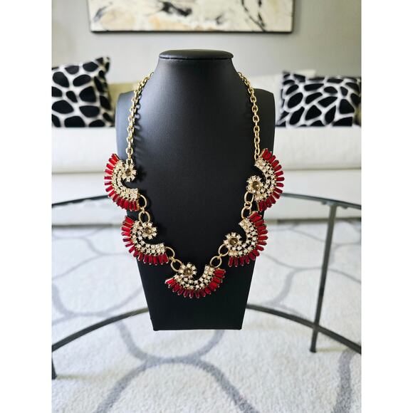 Gold Red Geometric Rhinestone Necklace New - Picture 3 of 3